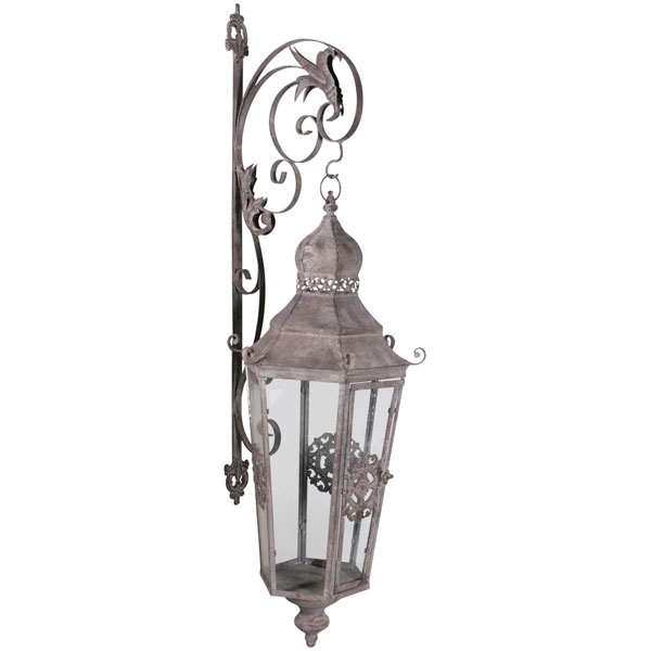 große Laterne mit Wandkonsole im ANTIKLOOK