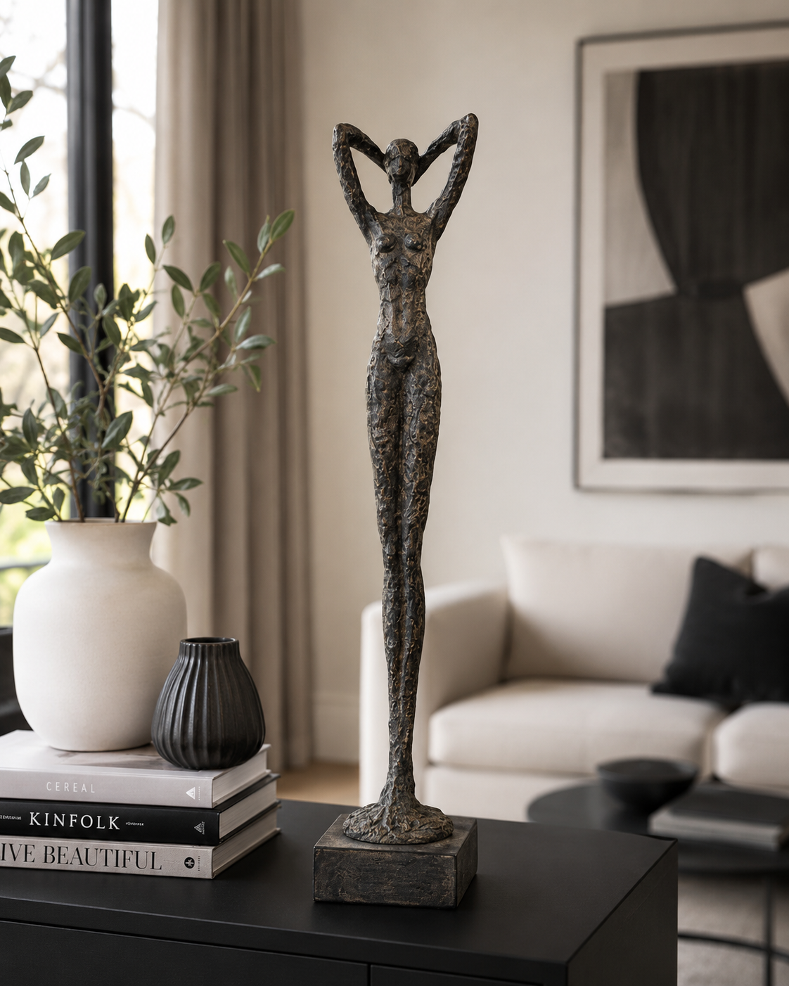 Frauen-Skulptur Hilda 59 cm