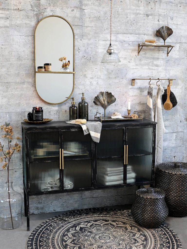 Vitrinenschrank / Sideboard m. Glastüren / INDUSTRIAL-LOOK
