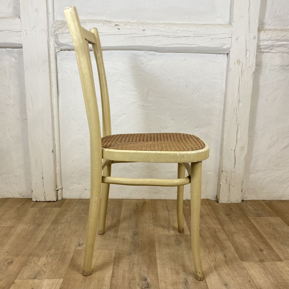 Stuhl mit Geflecht von Thonet / antik / weiss / unrestauriert