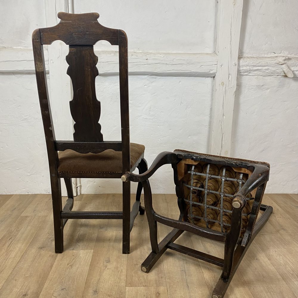 Paar Hochlehn-Stühle aus Eichenholz / antik / unrestauriert