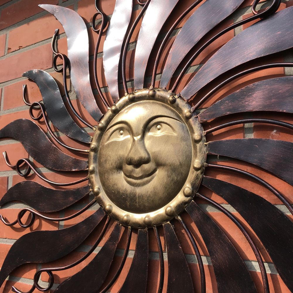 große Sonne aus Metall / Durchmesser 96 cm