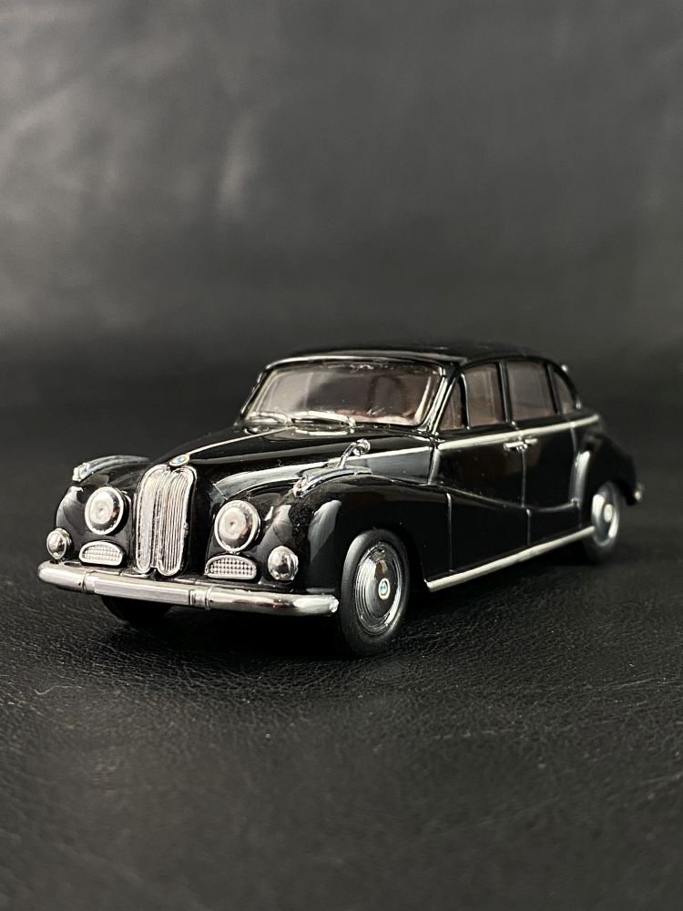 BMW 502 SCALE 1:43 Modellauto / Metall  