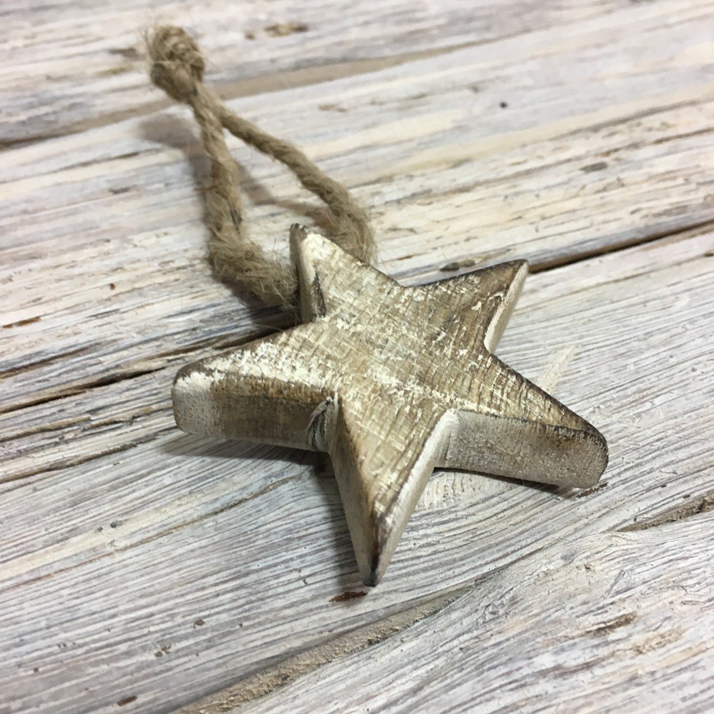 Stern aus Holz zum aufhängen