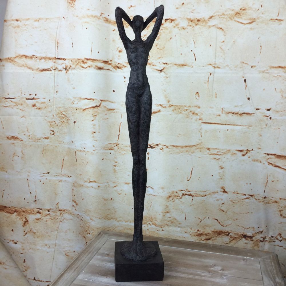 Frauen-Skulptur " Hilda"